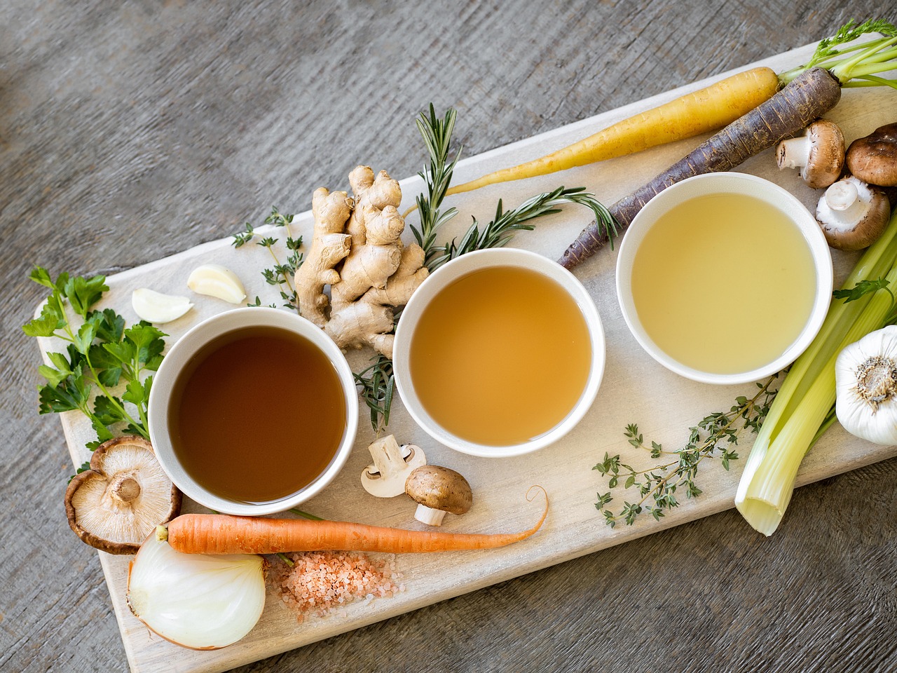 découvrez nos recettes de soupes réconfortantes, parfaites pour réchauffer vos journées avec des saveurs délicieuses et nourrissantes.