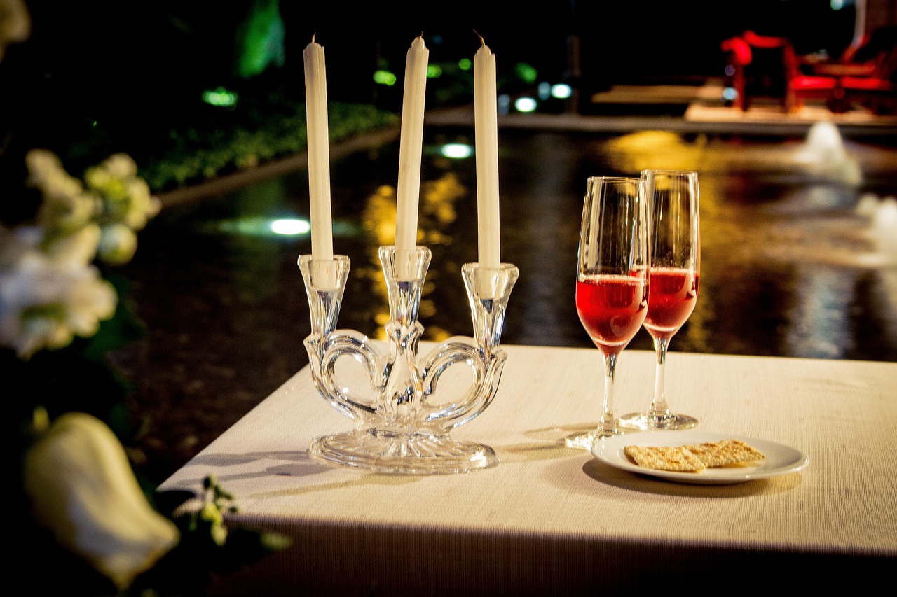 découvrez des idées et conseils pour un dîner romantique inoubliable, parfait pour partager un moment tendre et chaleureux à deux.